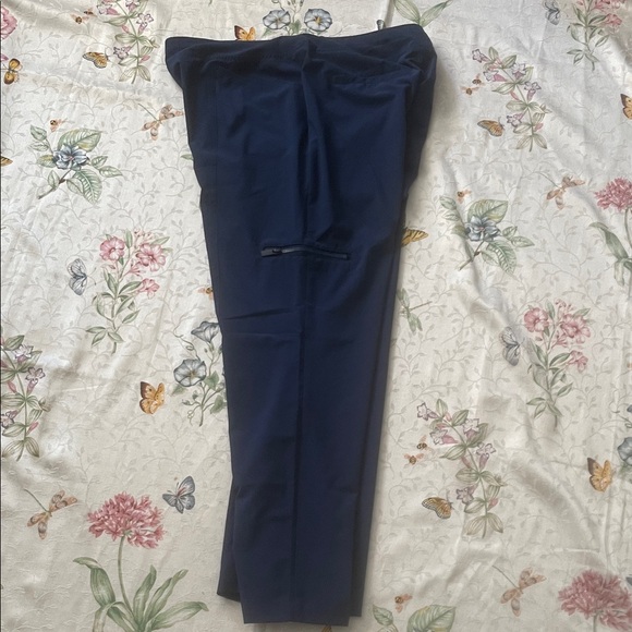Chico’s Zenergy Navy Women’s Pants Sz 1R Pull Up - Picture 4 of 7
